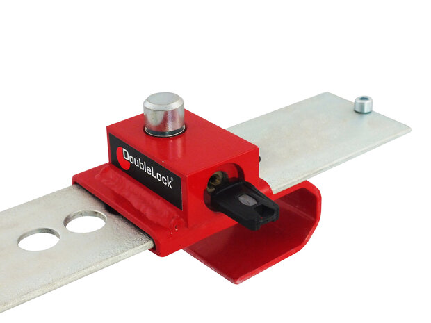 DoubleLock Container Lock RED SCM